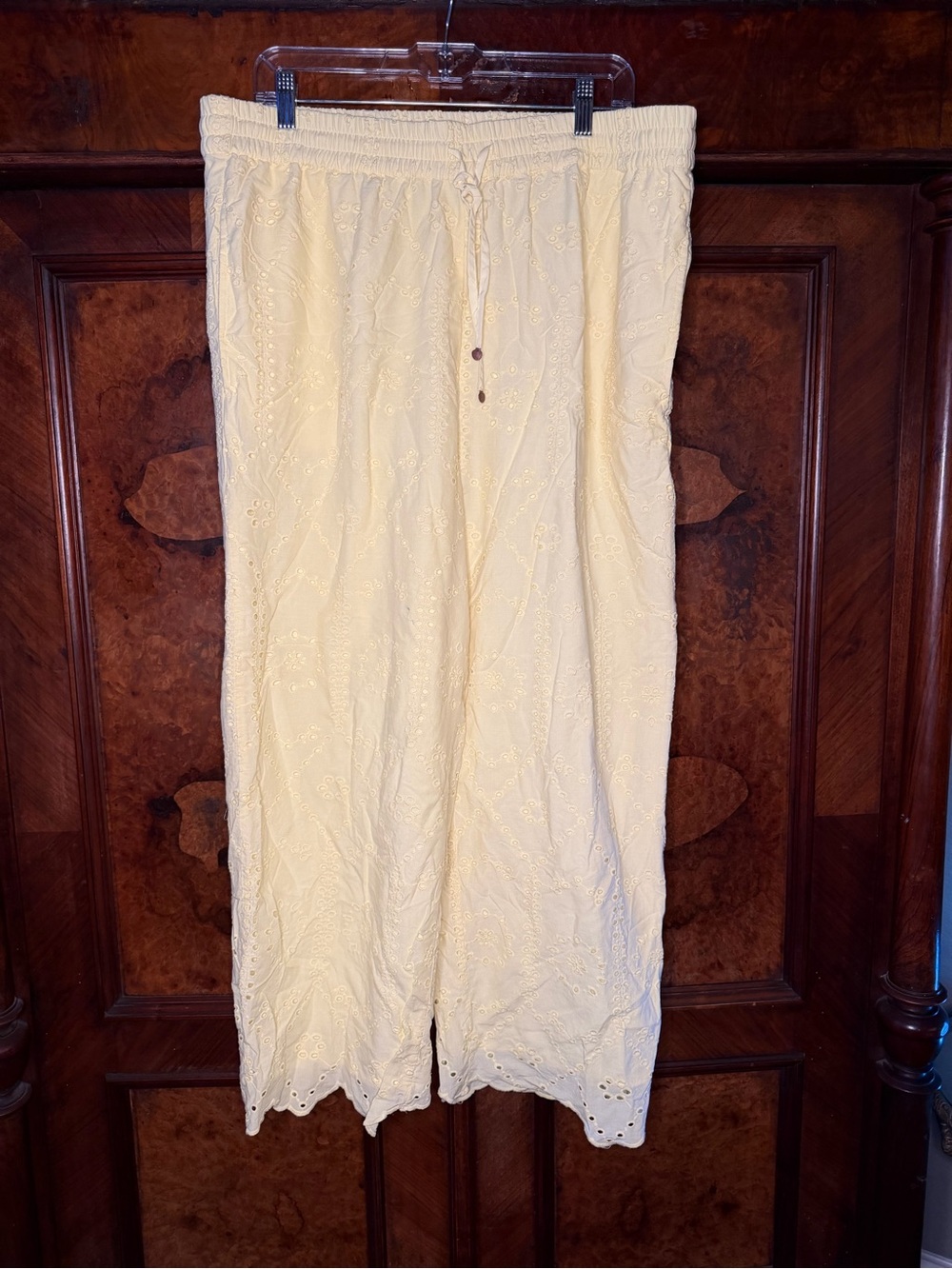 Calypso St. Barth Yellow Eyelet Wide Leg Pants XL Scalloped Resort